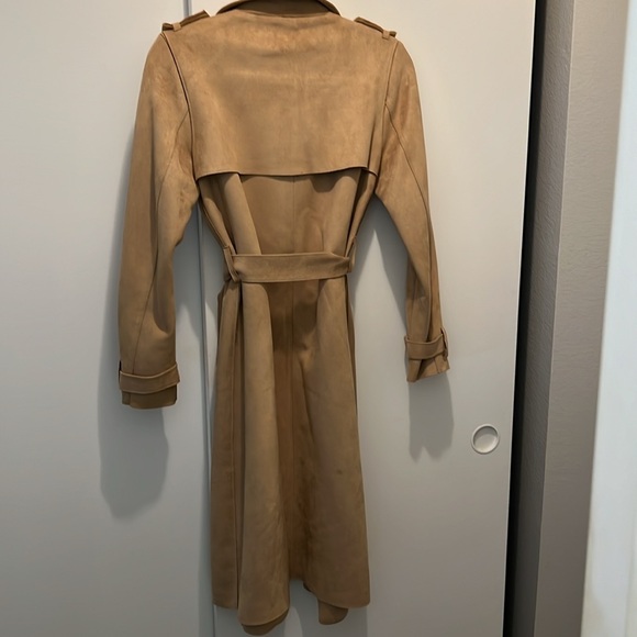 FOREVER 21 • CAMEL SUEDE DRAPED TRENCH COAT • SMALL - Picture 4 of 4
